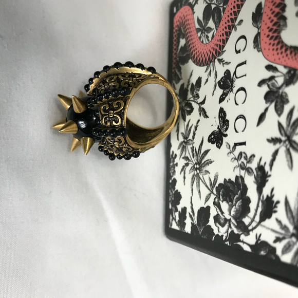 Gucci  Runway Ring with Black Orb & Spikes - Picture 7 of 10
